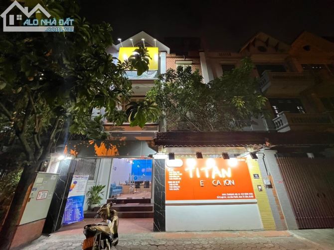 Cho thuê (Biệt Thự) Lê Hữu Phước.Mỹ Đình Dt 100m ,4 tầng, Mt 9m,Giá 35tr/th.