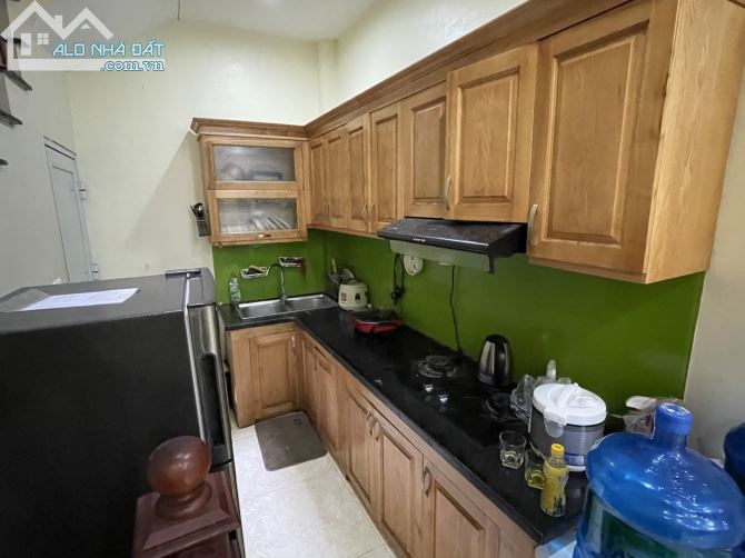 Cho thuê nhà Lê Đức thọ 35m2 5 tầng 3 phòng ngủ giá 12tr
