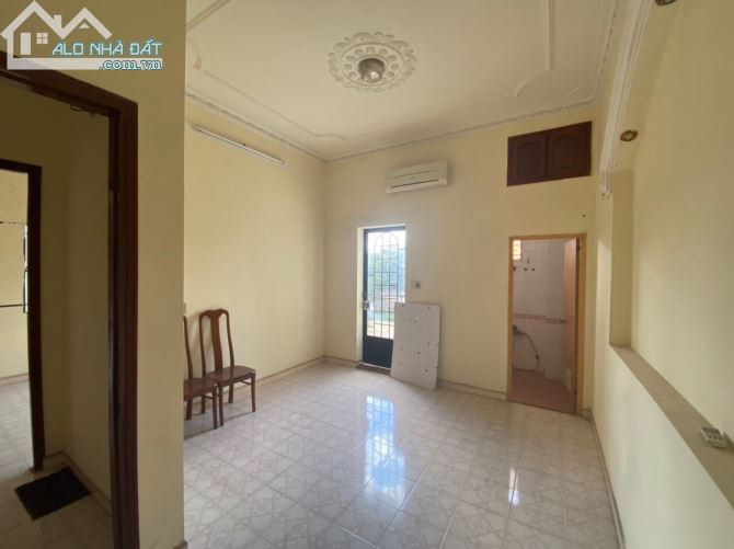 Cho thuê biệt thự mặt tiền đường số 5 Hiệp Bình Chánh
