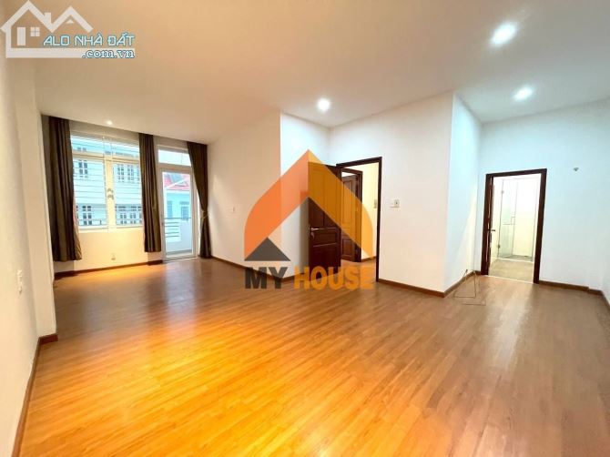 BẤT NGỜ chưa anh chị!VILLA THẢO ĐIỀN xinh lung linh mà chỉ 35TR/350M2