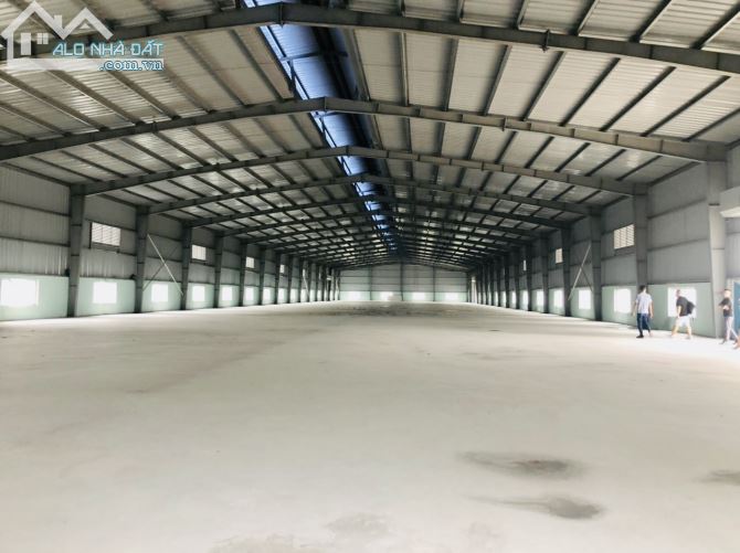 Cho thuê 3600m2 xưởng trong kcn châu sơn