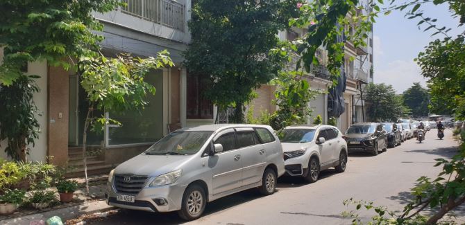Cho thuê nhà phố phường Thụy Khuê, tầng 1+2, 25 triệu/tháng