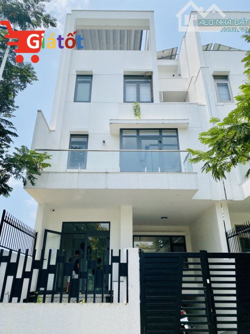 Cho thuê Tòa Nhà Villa Mystery Trung tâm Quận_2 Hầm 5 tầng 500m2 có Thang máy