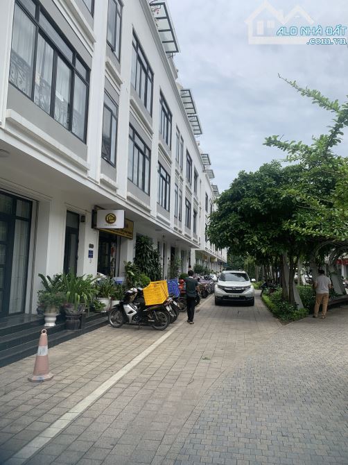 Cho thuê văn phòng tầng 2 VinGardenia Hàm Nghi, Mỹ Đình, Hà Nội. Giá 14tr