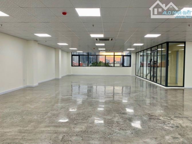 Cho Thuê Văn Phòng Đường Nguyễn Văn Thủ, Tân Định, Quận 1. DT 110m2 - 29 triệu/ tháng