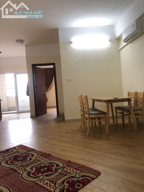 Cần cho thuê chung cư tại CT2A Thạch Bàn, Long Biên. S: 75m2. Giá: 7tr/tháng