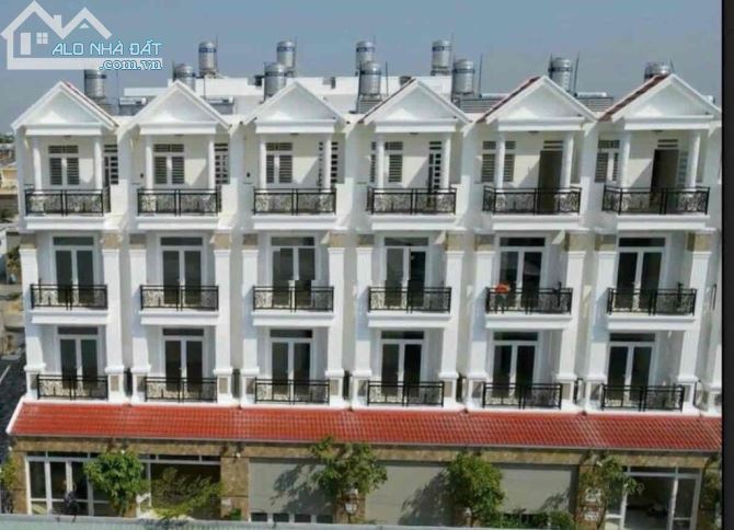 CHO THUÊ NHÀ NGUYÊN CĂN KDC LỘC VỪNG QUÔC LỘ 13 SAT BÊN VẠN PHÚC
