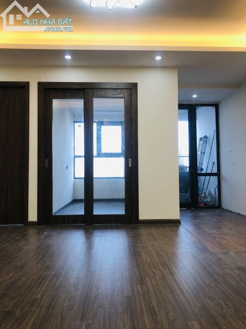 Cho thuê căn hộ Stellar Garden Lê Văn Thiêm, Thanh Xuân giá hợp lý