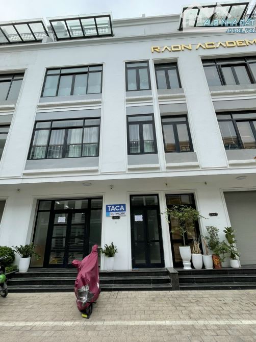 Cho thuê nhà KĐT Đại Kim mới, Nguyễn Xiển, Vành Đai 3, Dt 120m2, 4 tầng thông sàn.45tr