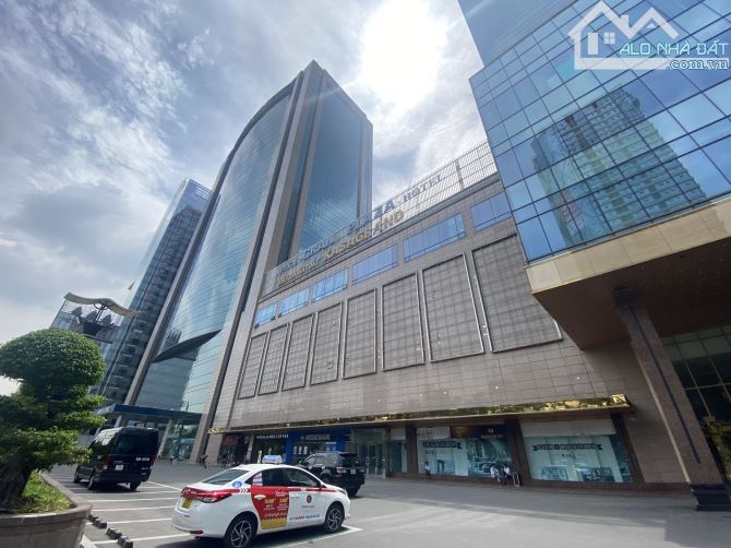 Tổ hợp Nhà hàng, VP sẵn nội thất hạng A+ tại toà nhà Grand Plaza - 117 Trần Duy Hưng