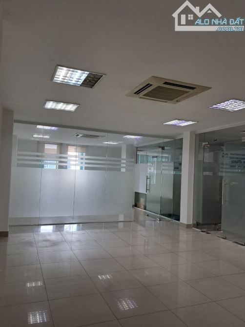 Văn phòng cho thuê quận Tân Bình, DT 40m_60m_ 120m