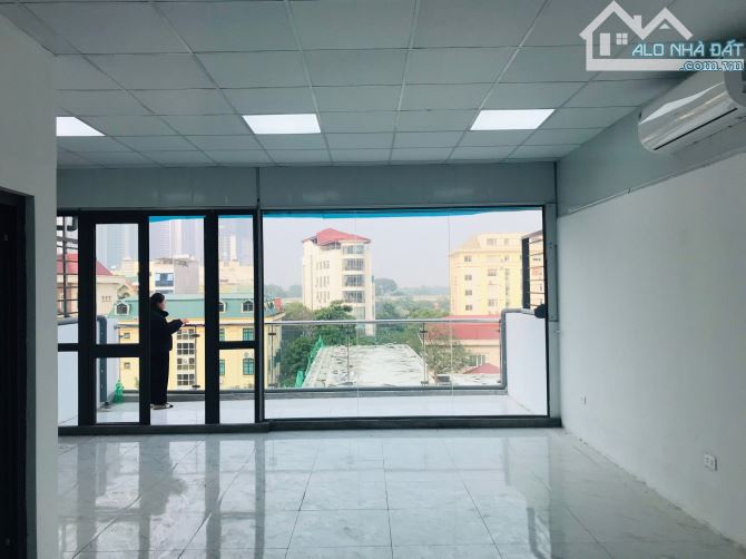 Cho thuê sàn văn phòng KĐT liền kề HD Mon Hàm Nghi, Mỹ Đình. 130m2 giá 12 triệu/tháng