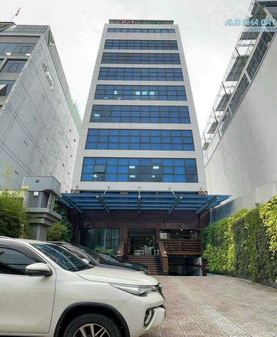 Building MT Cộng Hòa, DT: 8x35m, Hầm 7 tầng, DTS ~ 2000m2, Gía thuê 250tr/tháng