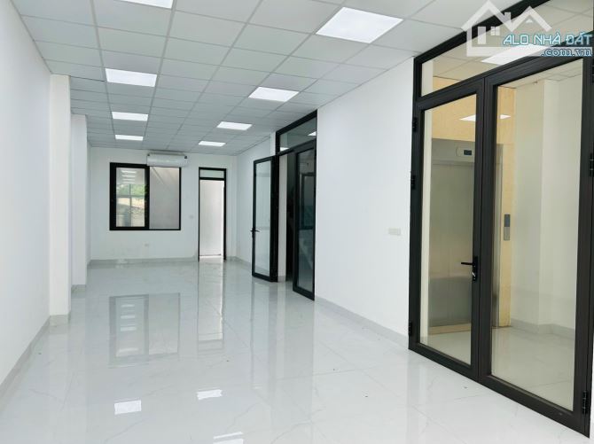 Cho Thuê Sàn Văn Phòng HDmon Hàm Nghi Tầng 5 - 96m2, Thông Sàn Siêu Rộng, Giá Chỉ 13.5 Tr