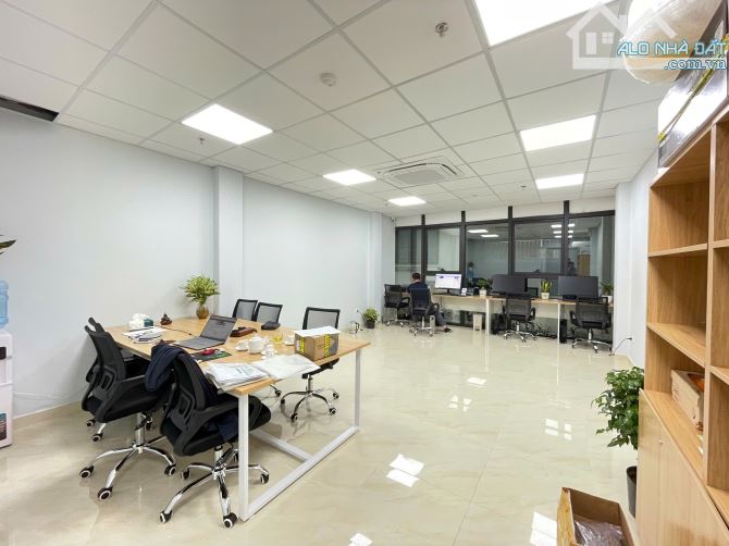 Cho thuê văn phòng tại Yên Lãng, Đống Đa sàn 50m2 nhà mới 100% giá siêu hạt rẻ
