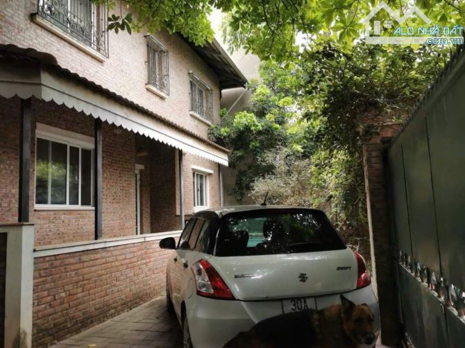 Biệt thự bể bơi sân vườn Ngọc Thụy nội thất đầy đủ cho thuê kinh doanh Homestay-du lịch