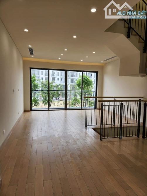 Cho thuê gấp căn 75me tại The Manor Central Park giá rẻ nhất khu vực 30tr/tháng