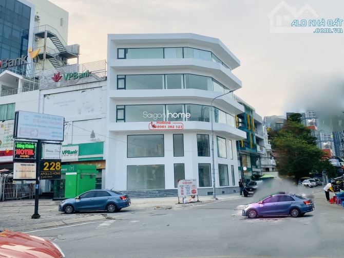 Tòa nhà 3 mặt tiền Trần Não Q2 Hầm 5 lầu sân thượng 800m² Vị Trí Đắc Địa Tiện kinh doanh