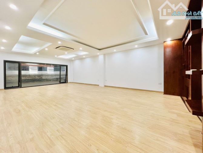 Cho thuê sàn VP tại 325 Phố Giảng Võ, Ba Đình 60 m2, giá triệu có Thang máy