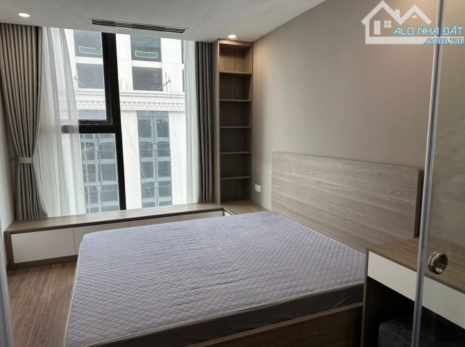 Cho thuê căn 1PN full nội thất chung cư cao cấp BRG Trần Quang Khải chỉ 13 triệu bao phí