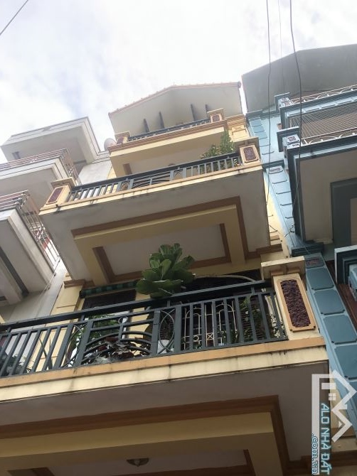 Biệt thự ngõ 44 Nguyễn Cơ Thạch 100m x 4T ô tô đô cửa, giá cực rẻ