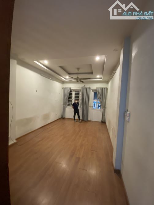 Cho Thuê Nhà Dương Khuê, Cầu Giấy, Dt 50m x5 Tầng, Đầy Đủ ĐH, NL, Ô tô Đỗ Trước Cửa, Giá 2