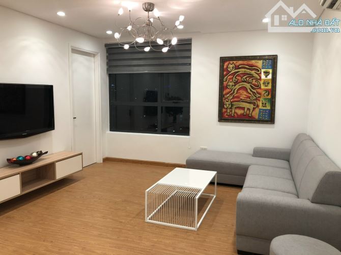 Cho thuê căn hộ Home City Trung Kính, 2 phòng ngủ, 2WC đủ đồ từ 11 tr/th