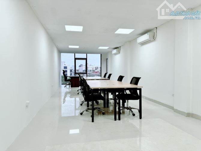 Cho thuê văn phòng 50m2 FULL nội thất giá 9 triệu tại tòa nhà 210 Trung Kính, Cầu Giấy