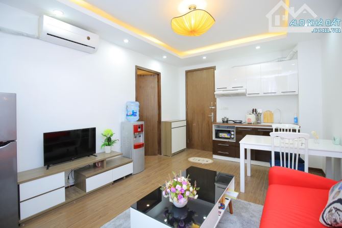 Cho thuê căn hộ đủ tiện nghi phố Linh Lang