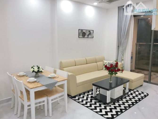 Thuê nhanh căn hộ 2PN Kingston Residence - Giá 19 Triệu - Nội thất đẹp