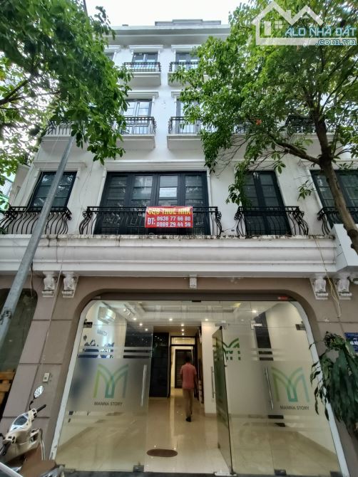 Cho thuê nhà ở Five Star Mễ Trì, Đình Thôn, Nam Từ Liêm, nhà đẹp, thang máy, giá 60 tr