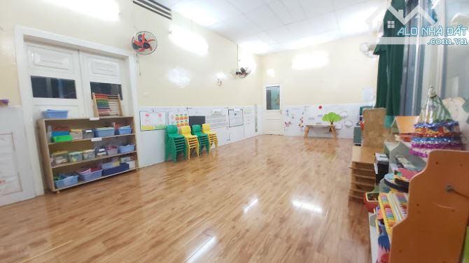 VIP- BIỆT THỰ MẶT TIỀN MAI THỊ LỰU- 18M X 20M- 2 TẦNG- ĐAKAO, QUẬN 1