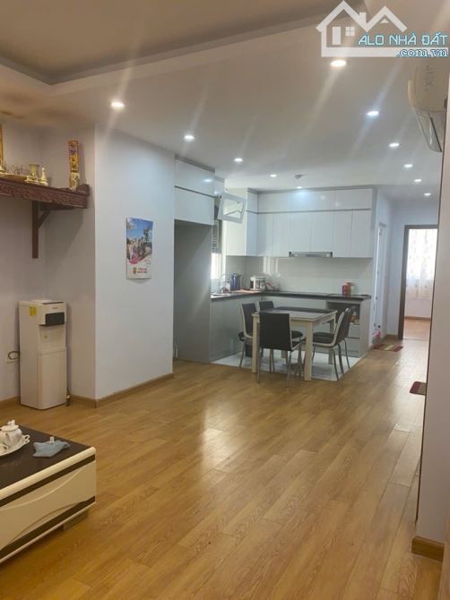 Cho thuê căn hộ Eurowindow Đông Hội, 2pn, 2vs, full đồ, tầng trung, ở ngay giá 7 triệu