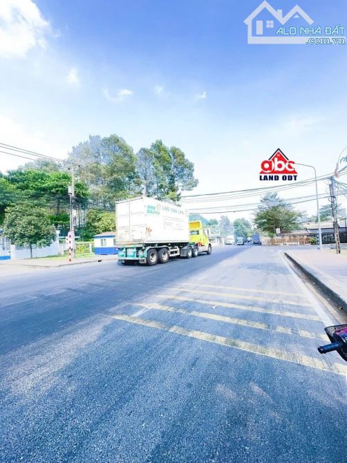 Cho thuê toàn bộ lại nhà Máy cơ khí hạng nặng khuôn viên 2Ha6 KCN NHƠN TRẠCH - Đồng Nai