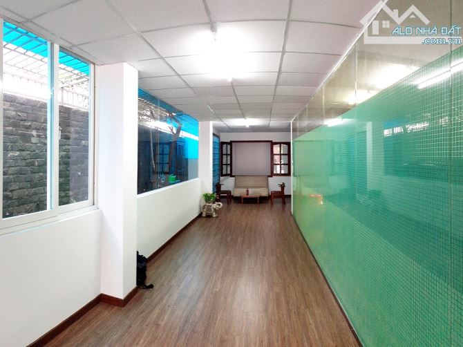 Cho thuê mặt bằng Nam Kỳ Khởi Nghĩa, Quận 3 – vị trí mặt tiền trung tâm đắc địa.
