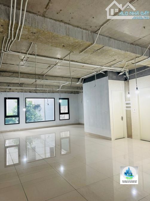 CHO THUÊ MẶT BẰNG KINH DOANH MẶT PHỐ NGÔ GIA TỰ, LONG BIÊN CÓ THANG MÁY PHÙ HỢP VP CÔNG