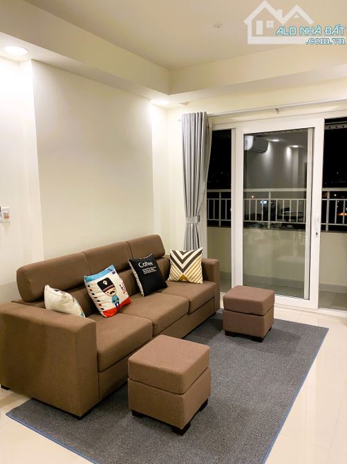 cho thuê căn góc 2pn 2wc full nội thất view Landmark 81 Lavita Garden