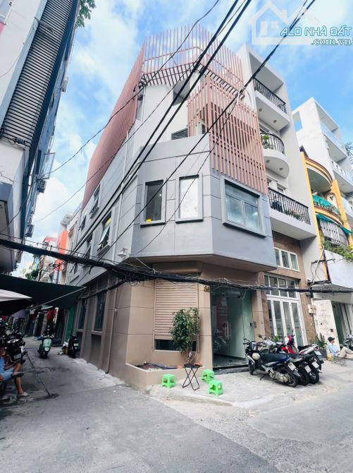 Cho Thuê Nhà Góc 2MT Đường Cù Lao. 6 x 15m. 4Tầng. Trung Tâm Q.Phú Nhuận Giá 69tr/th TL