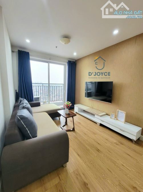 Cho thuê căn 2PN 2WC full đồ SHP Plaza giá 12 triệu/tháng bao phí quản lí + internet