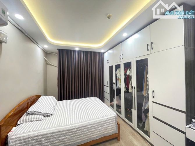 🏢 Căn hộ OSCc_Land – 50m², 1PN, 1WC, full nội thất, view hồ & thành phố 🌅