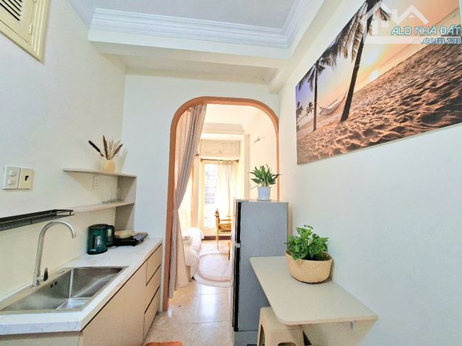 CHO THUÊ NHANH CHDV STUIDIO 1PN TÁCH BẾP, TRẦN HƯNG ĐẠO Q1. GIÁ RẺ. MỚI ĐẸP FULL NỘI THẤT,