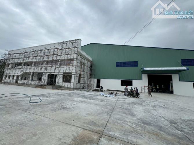 CHO THUÊ NHÀ XƯỞNG 5400m2 MỚI XÂY TIỀN GIANG