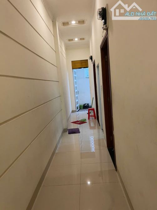 Cho thuê nhà đường d4 khu dân cư hồng loan