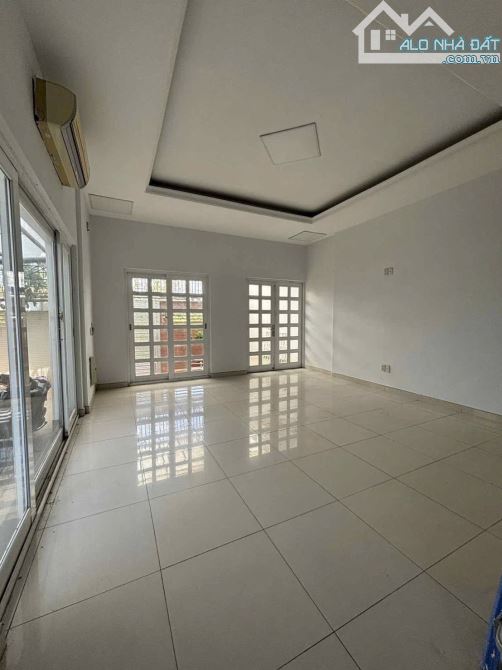 Cho thuê biệt thự 10 x 16 KDC Kiến Á đường liên phường