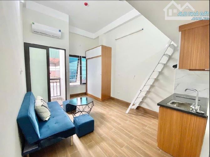 Cho Thuê CCMN 259 Yên Hoà Cầu Giấy 30m2 Gác Xép Cửa Sổ Ban Công Thang Máy Full Đồ Gần Chợ