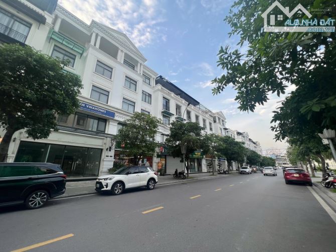 📍 Cho thuê tầng 1 Shophouse Vinhomes Marina – trục chính cực đẹp! Vị trí đắc địa, khu dân