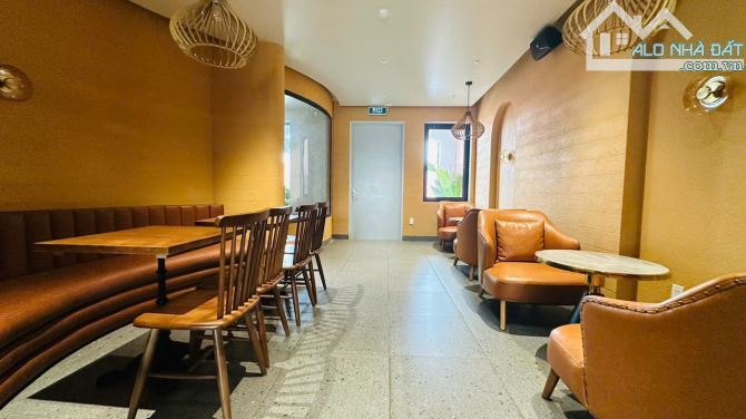 Cho thuê toà nhà mặt đường Thế Lữ, 250m2 x 6 tầng, PCCC đầy đủ, chỉ việc khai thác
