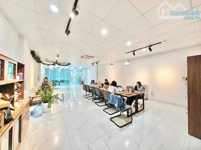 CHO THUÊ SÀN VĂN PHÒNG TẠI NGUYÊN HỒNG, ĐỐNG ĐA DT 100m2 – GIÁ CHỈ 17 TRIỆU/THÁNG