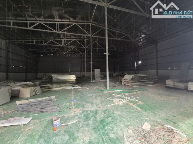Cho thuê 4.000m2 kho, xưởng tại QL 21 , Sơn Tây, Hà Nội
