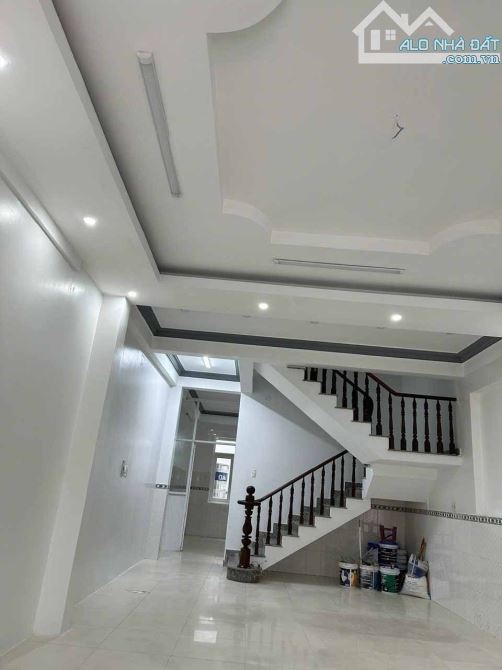 Cho Thuê Nhà MT Đường Phạm Thế Hiển - 5m x 19.5m - 97m.2 - 4 Lầu - 9PN - P7 Q8